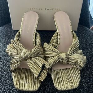 Loeffler Randall Metallic Gold Claudia Pleated Bow Mule women’s size 9b